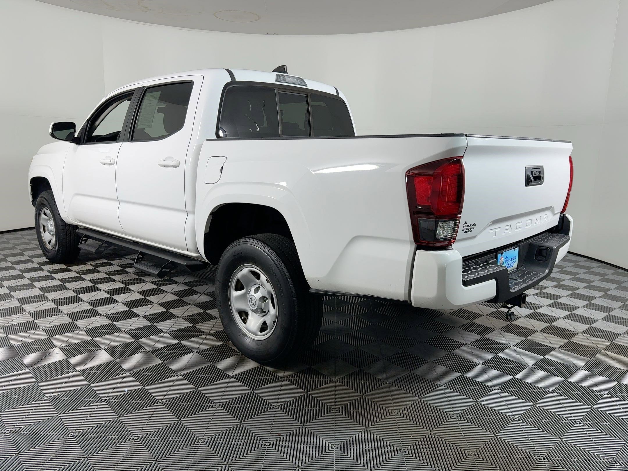 2020 Toyota Tacoma SR photo 2