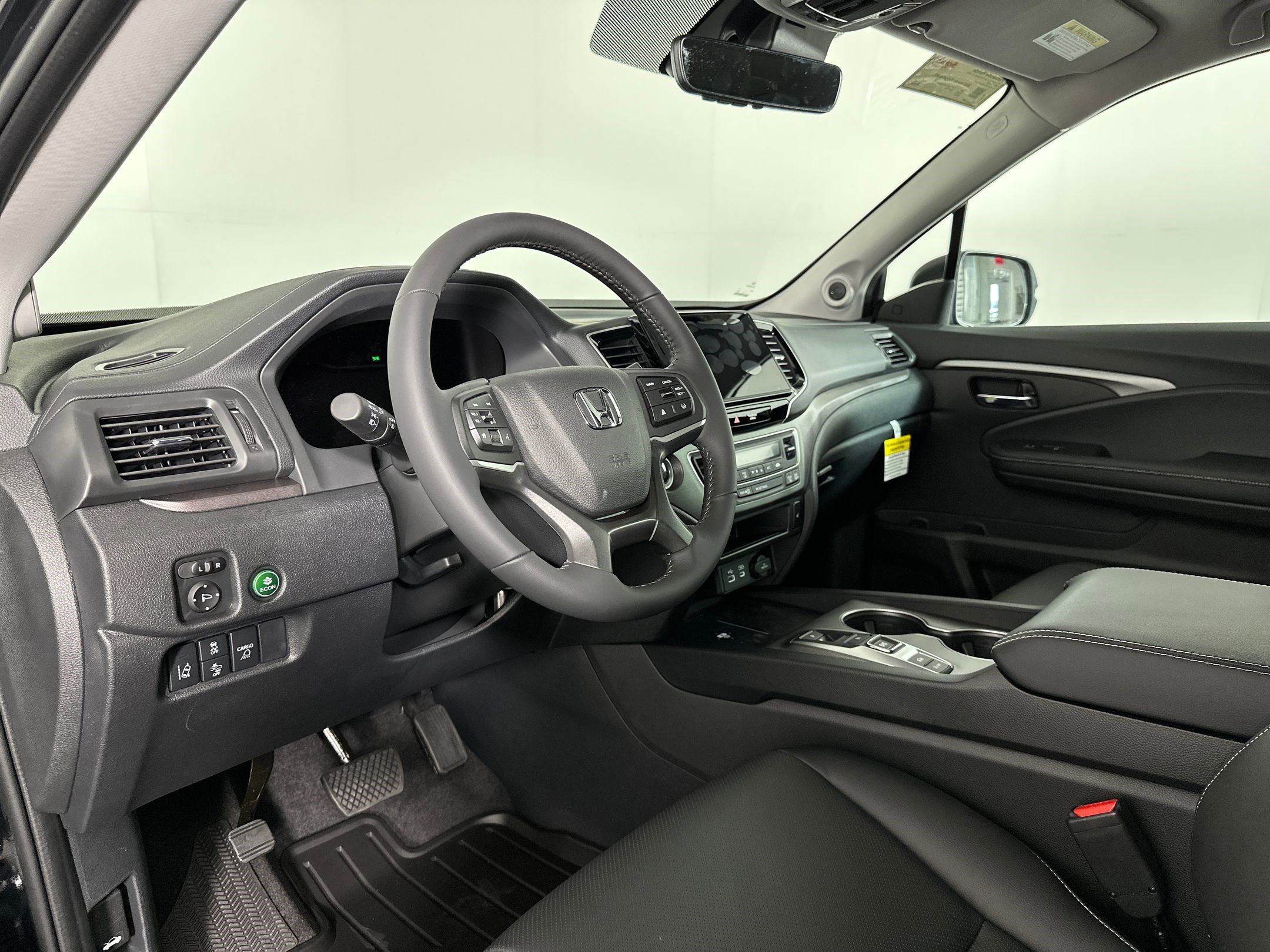 2025 Honda Ridgeline RTL photo 3