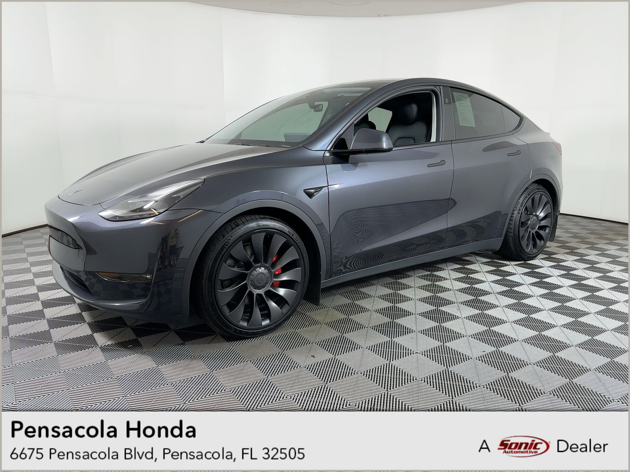 2024 Tesla Model Y Performance's photo