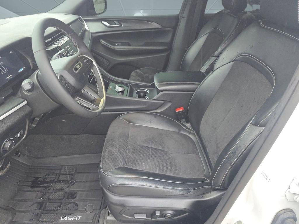 Certified 2023 Jeep Grand Cherokee L Altitude SUV