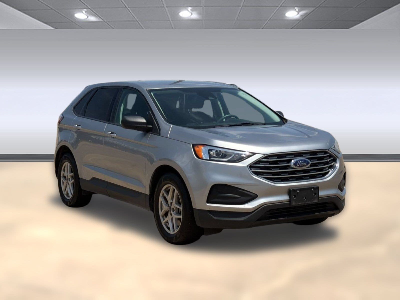 Edge SE SUV