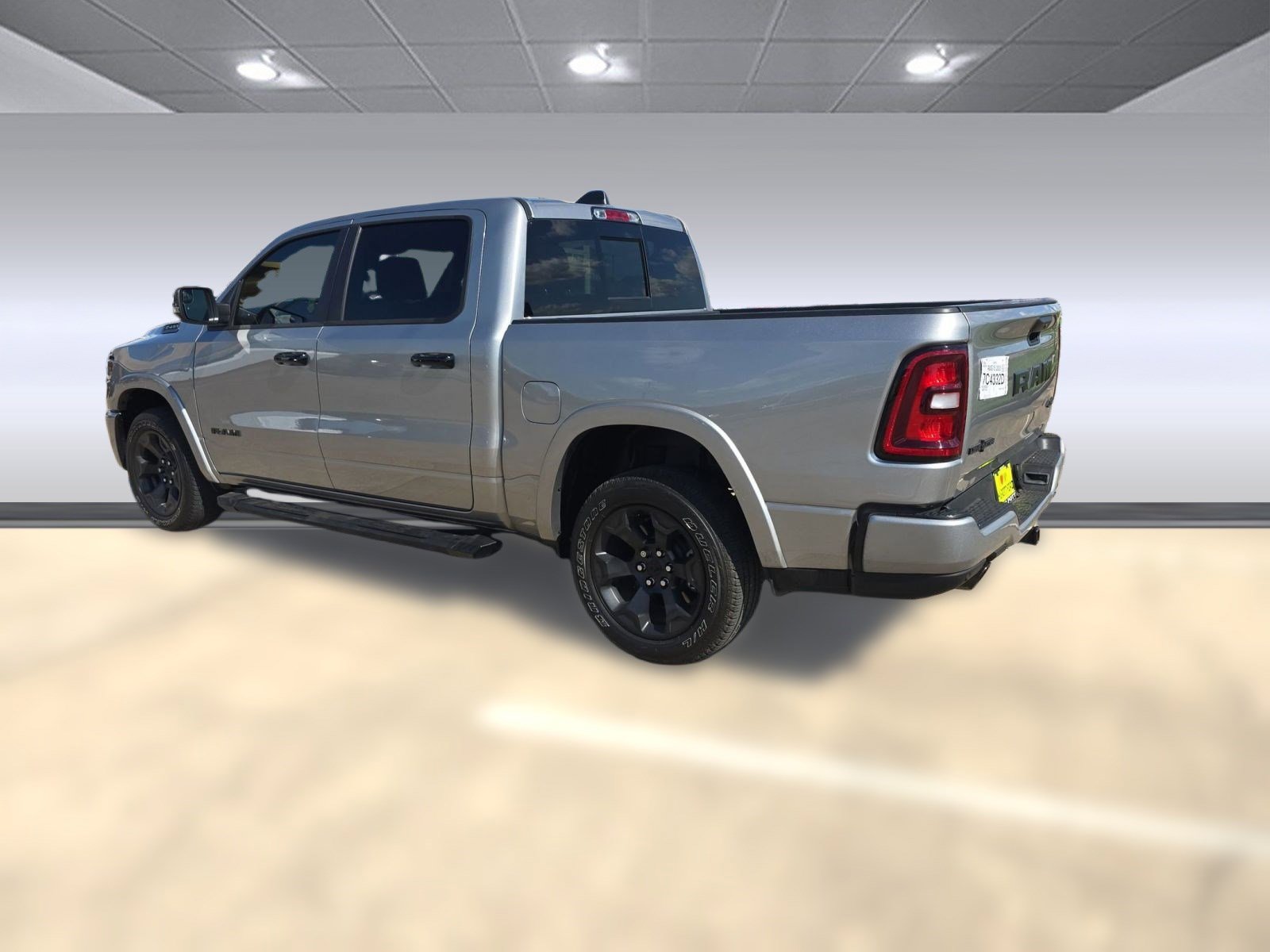 2025 Ram 1500 Lone Star photo 3