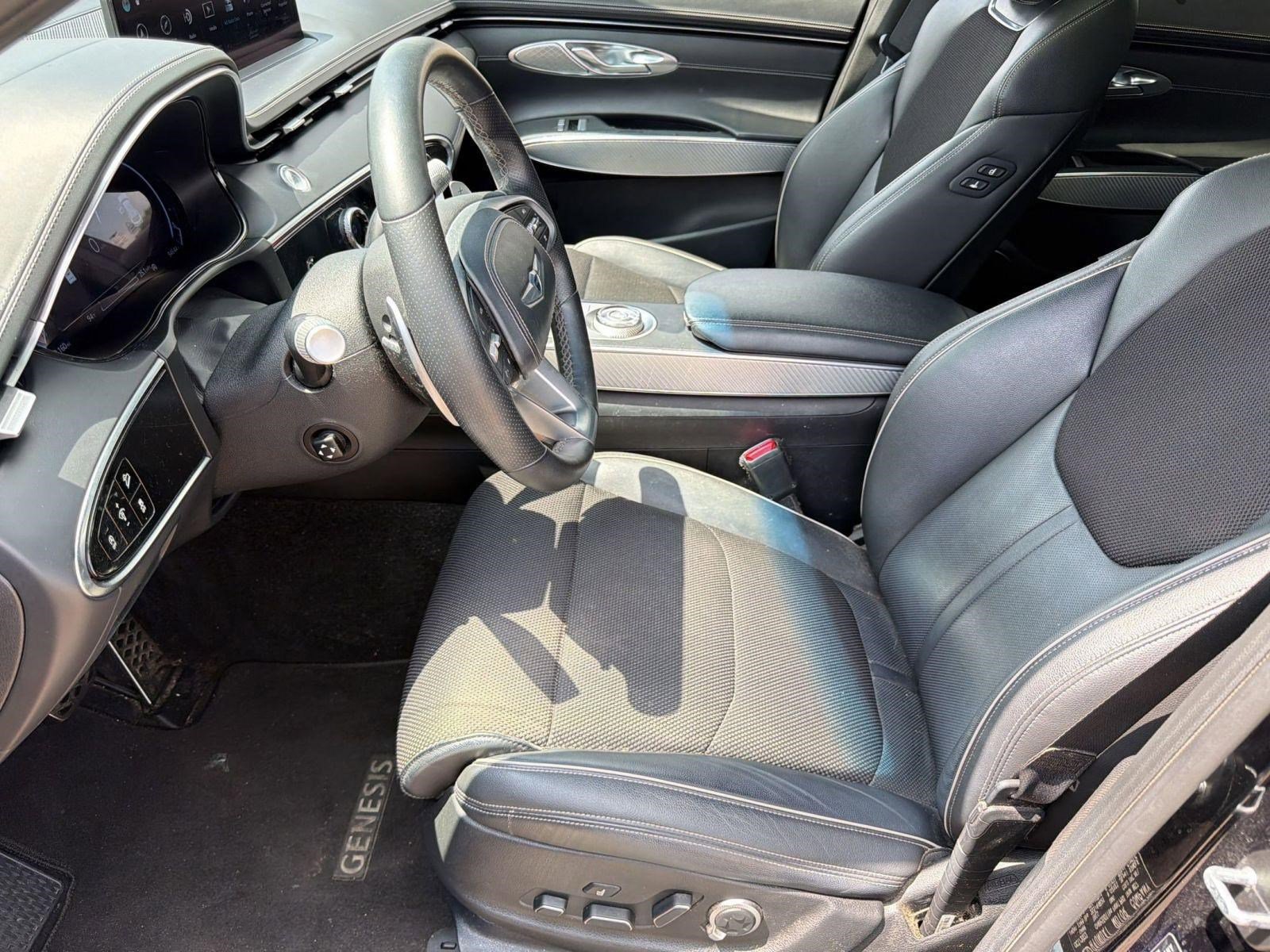 GV70 2.5T SUV