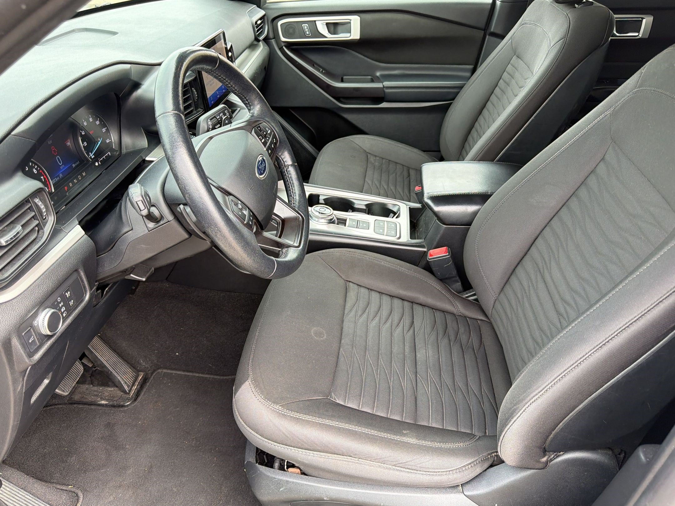 Explorer XLT SUV