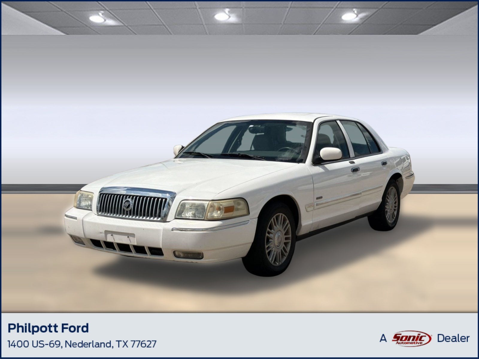 Grand Marquis LS Sedan
