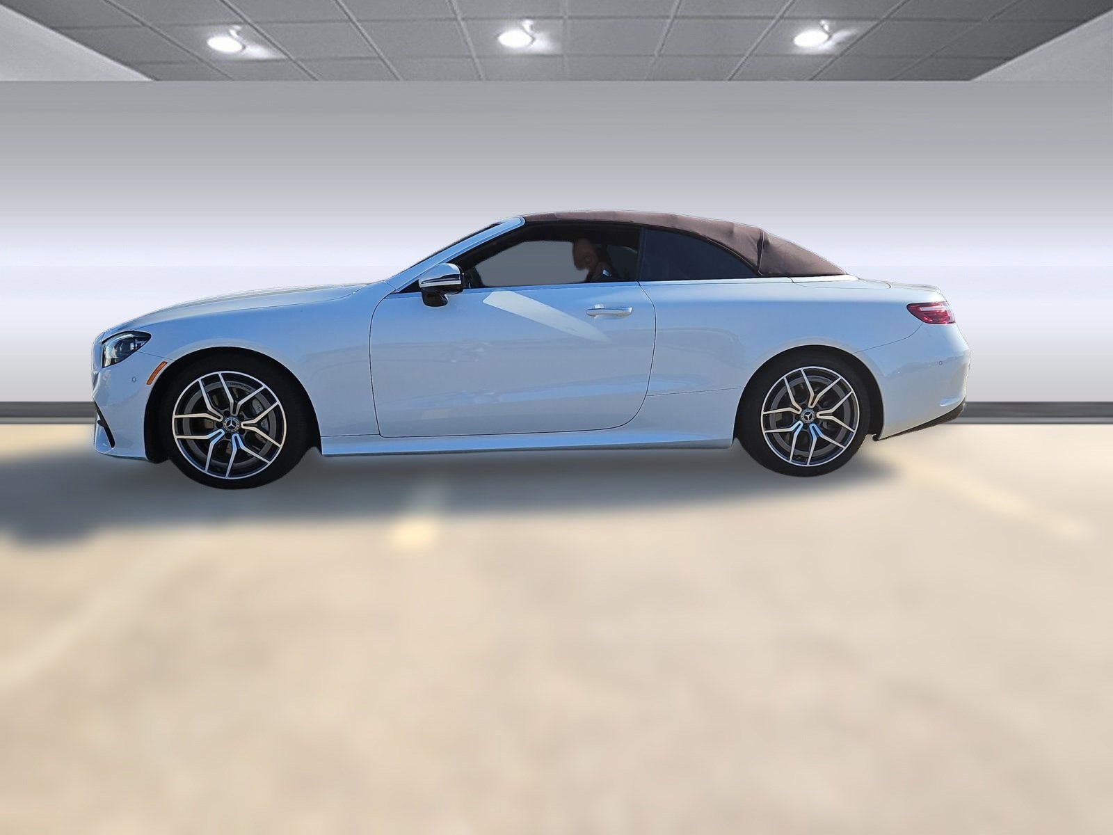 2023 Mercedes Benz E 450 photo 2
