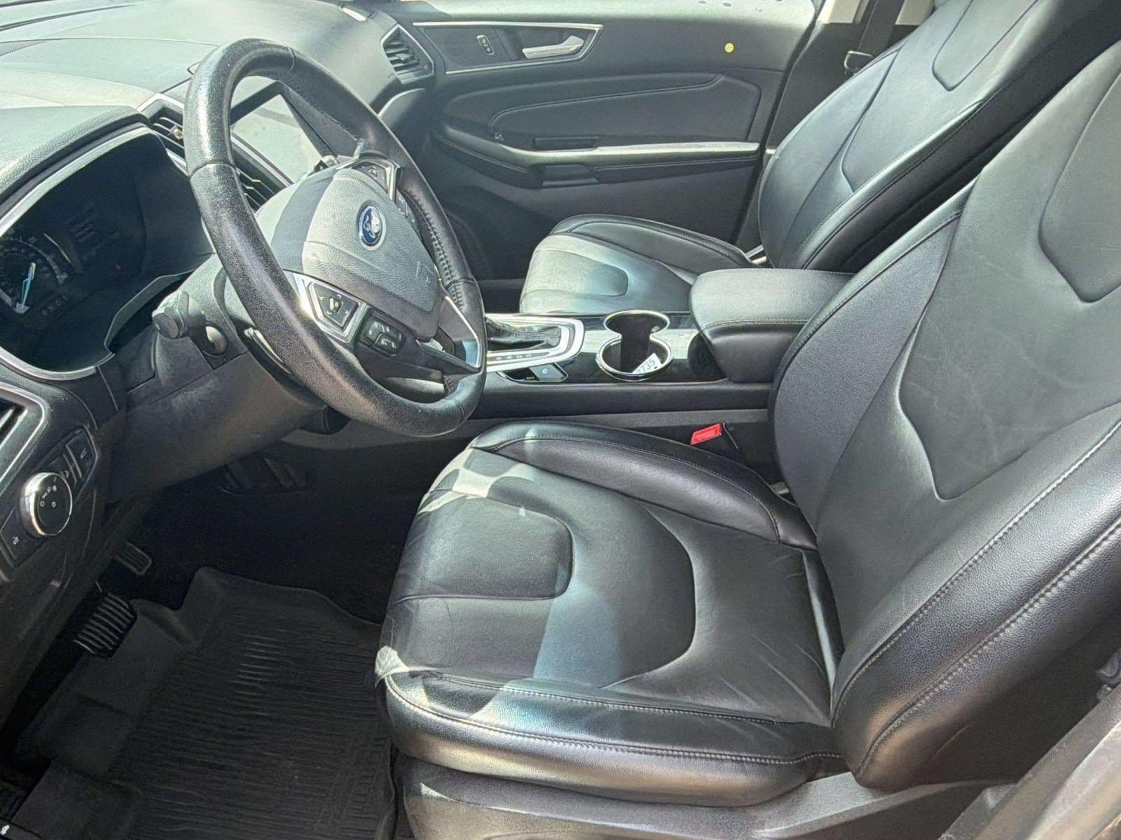 Edge Titanium SUV
