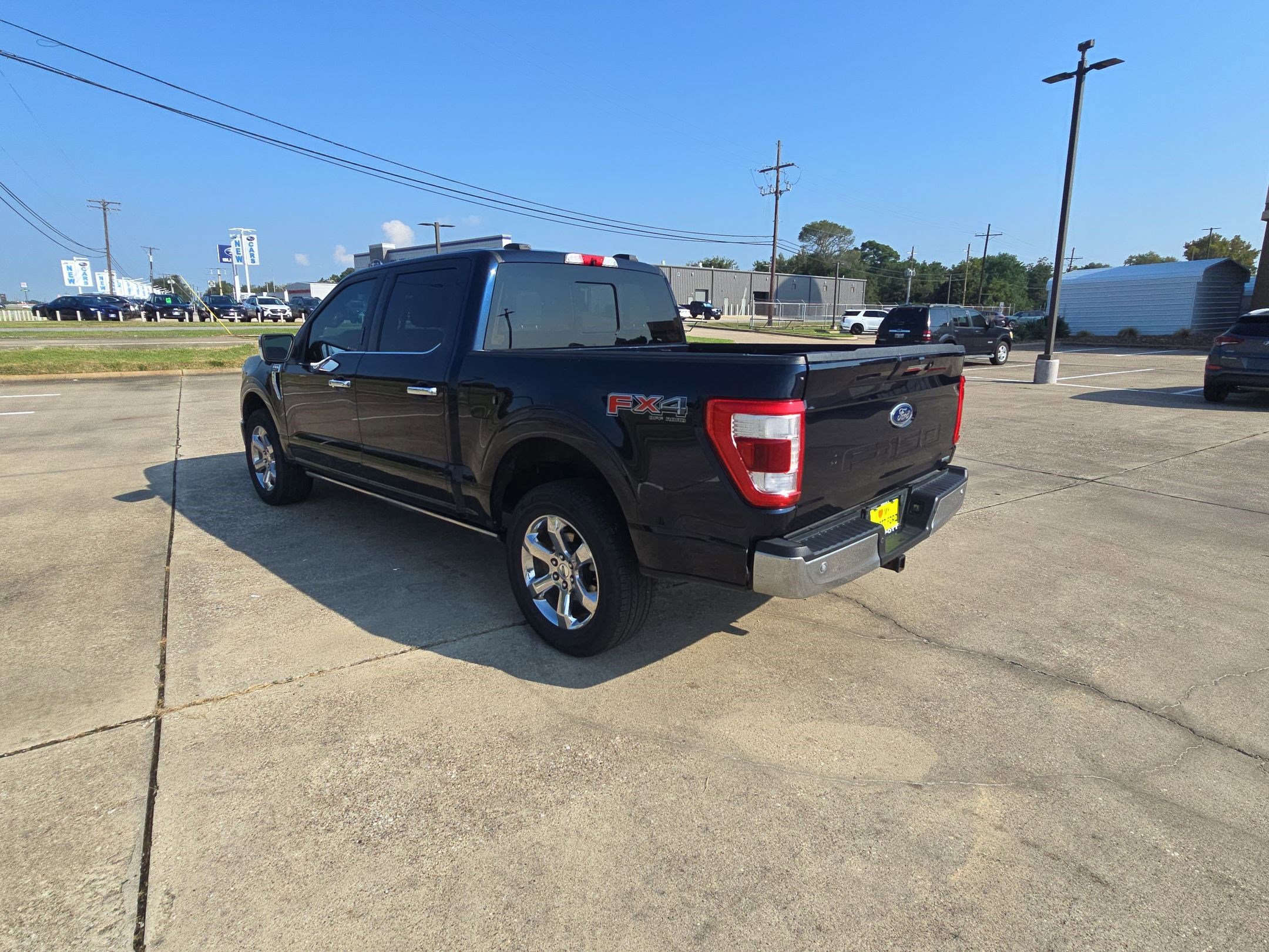 2022 Ford F-150 Lariat photo 2