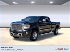 Used 2017 GMC Sierra 3500HD Denali Truck Crew Cab in Nederland, TX