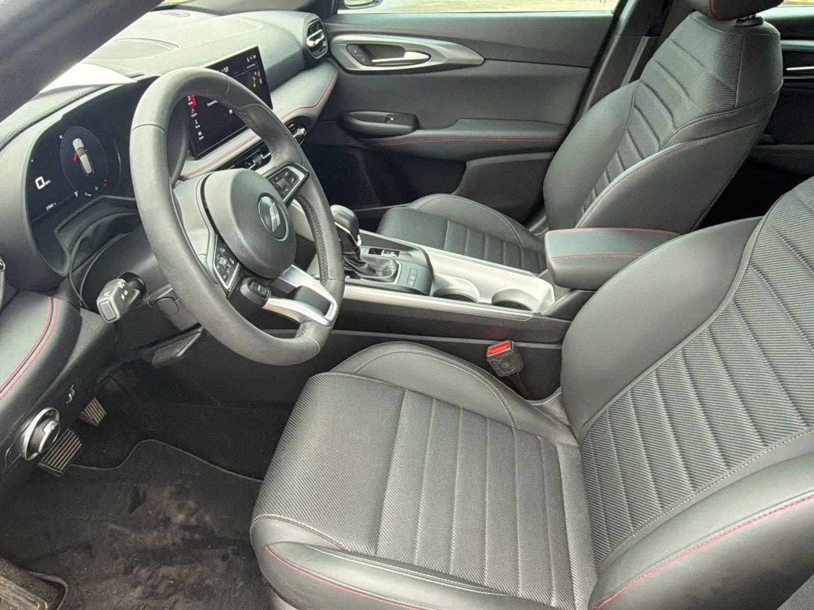 Hornet GT SUV
