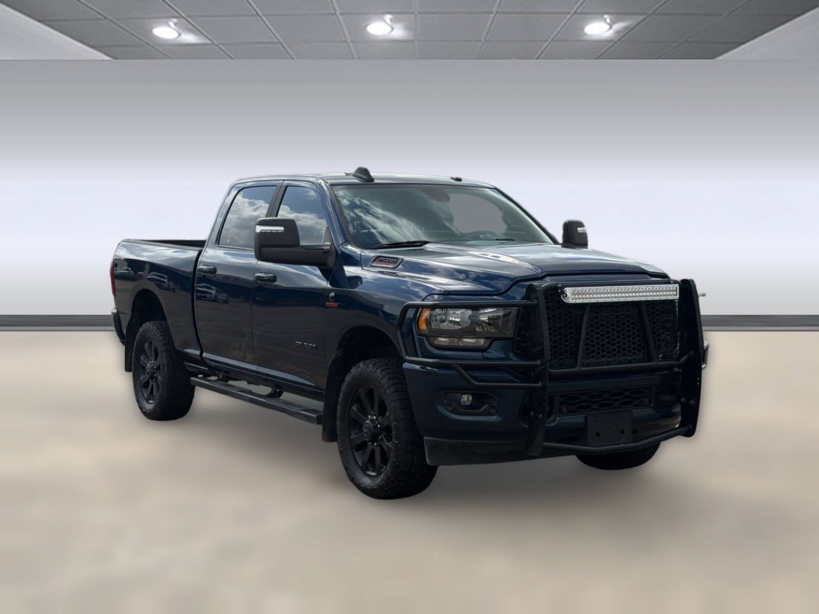 2500 Big Horn Truck Crew Cab