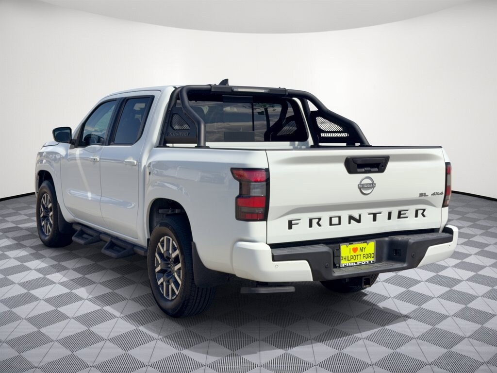 Used 2024 Nissan Frontier SL Truck Crew Cab