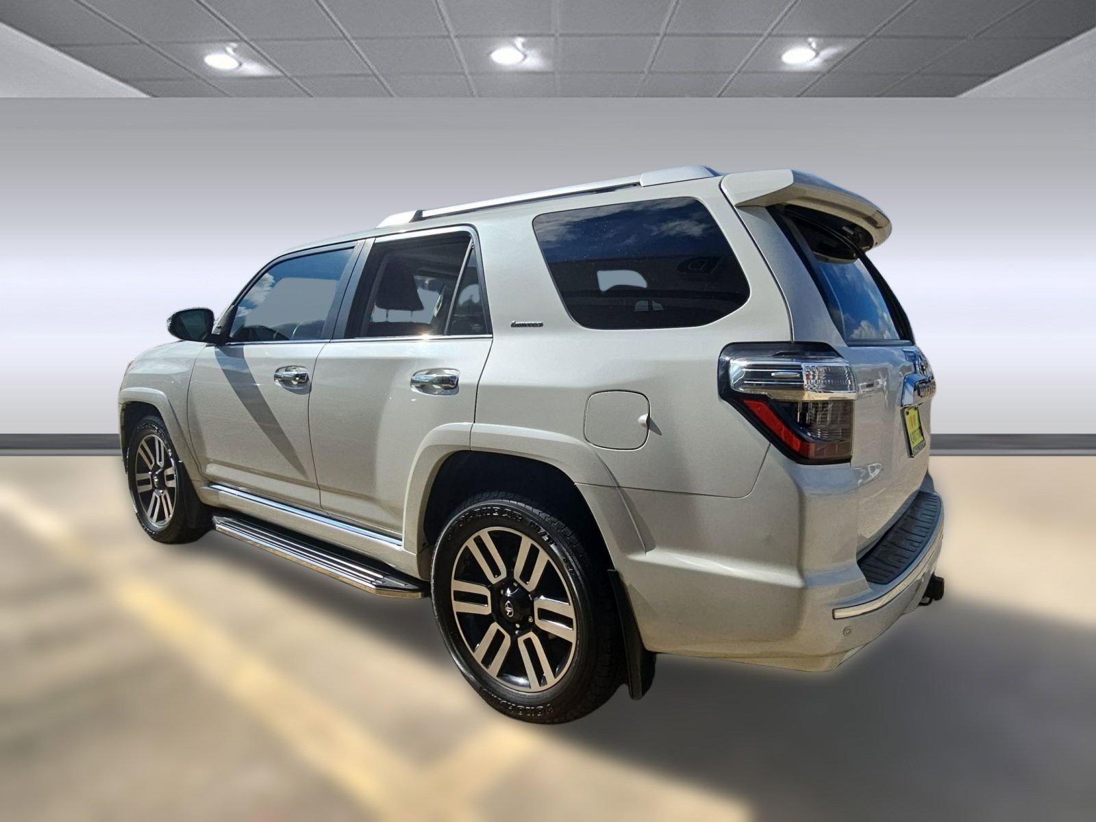 2017 Toyota 4Runner Limited photo 3