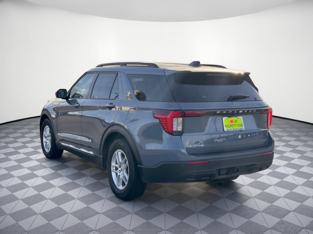 Used 2025 Ford Explorer Active SUV