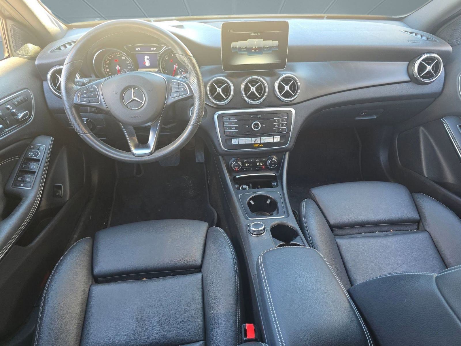 2020 Mercedes Benz GLA 250 photo 4