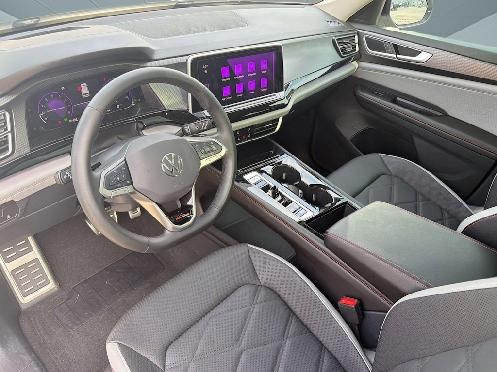 Used 2024 Volkswagen Atlas 2.0T Peak Edition SEL SUV
