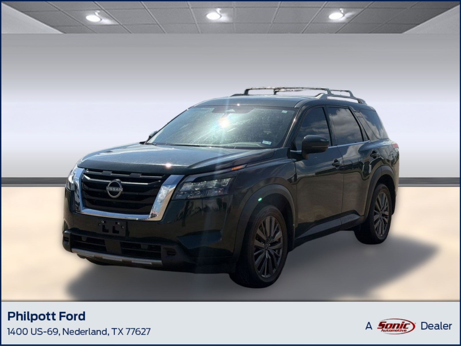 Pathfinder SL SUV