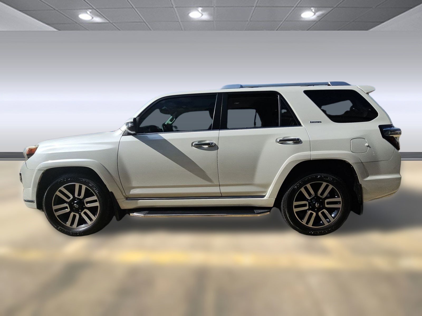2017 Toyota 4Runner Limited photo 2