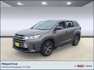 Used 2017 Toyota Highlander LE SUV in Nederland TX