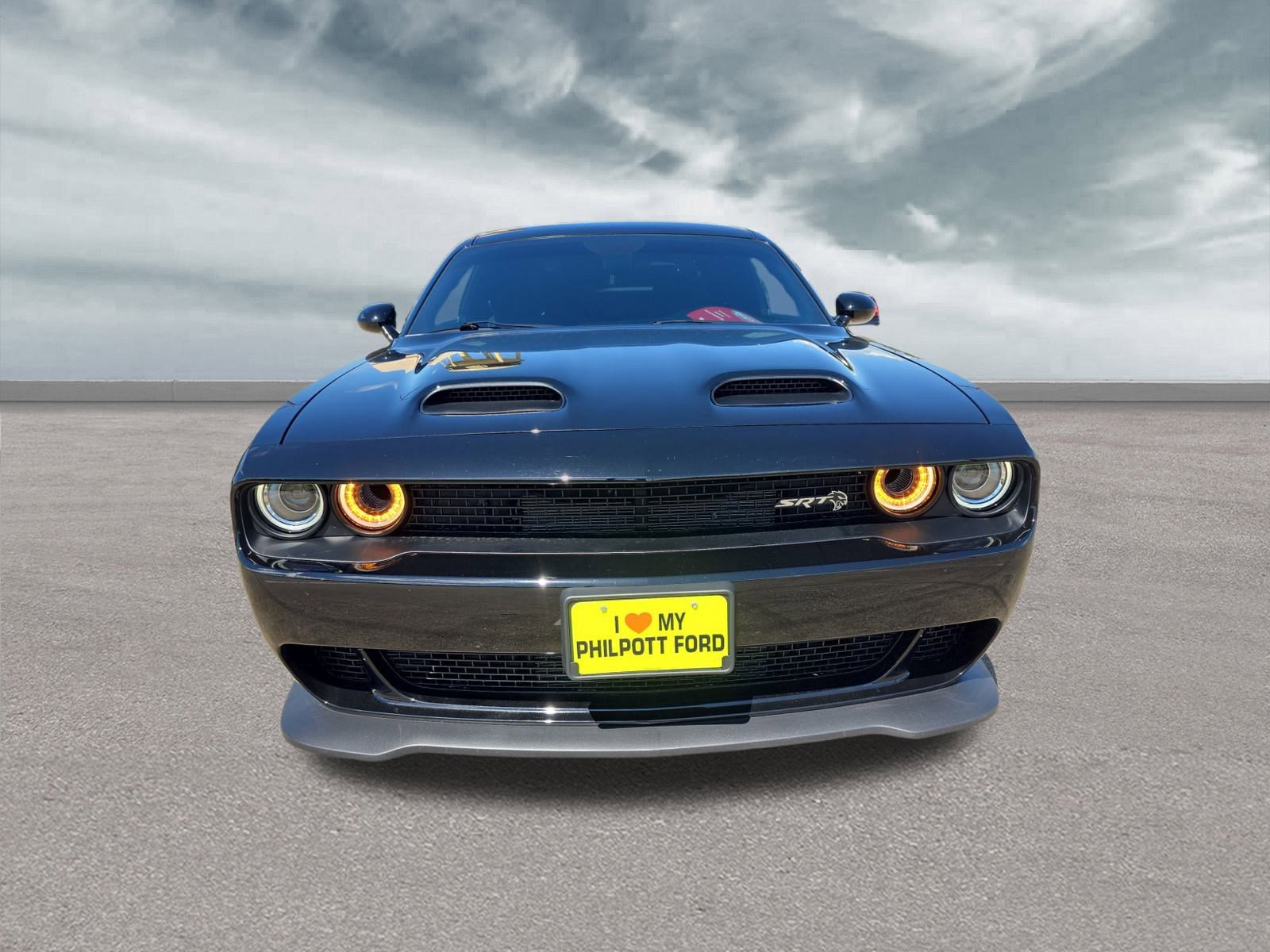 2023 Dodge Challenger SRT8 Hellcat photo 2