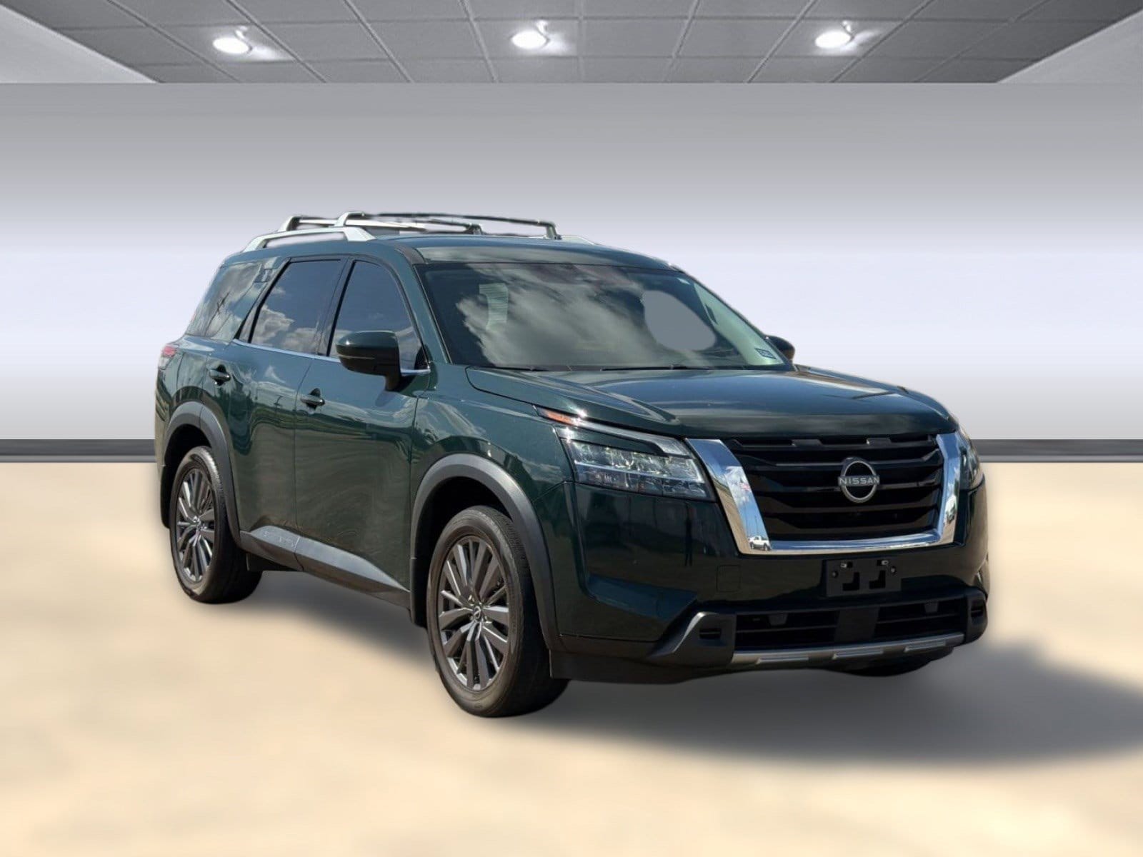 Pathfinder SL SUV