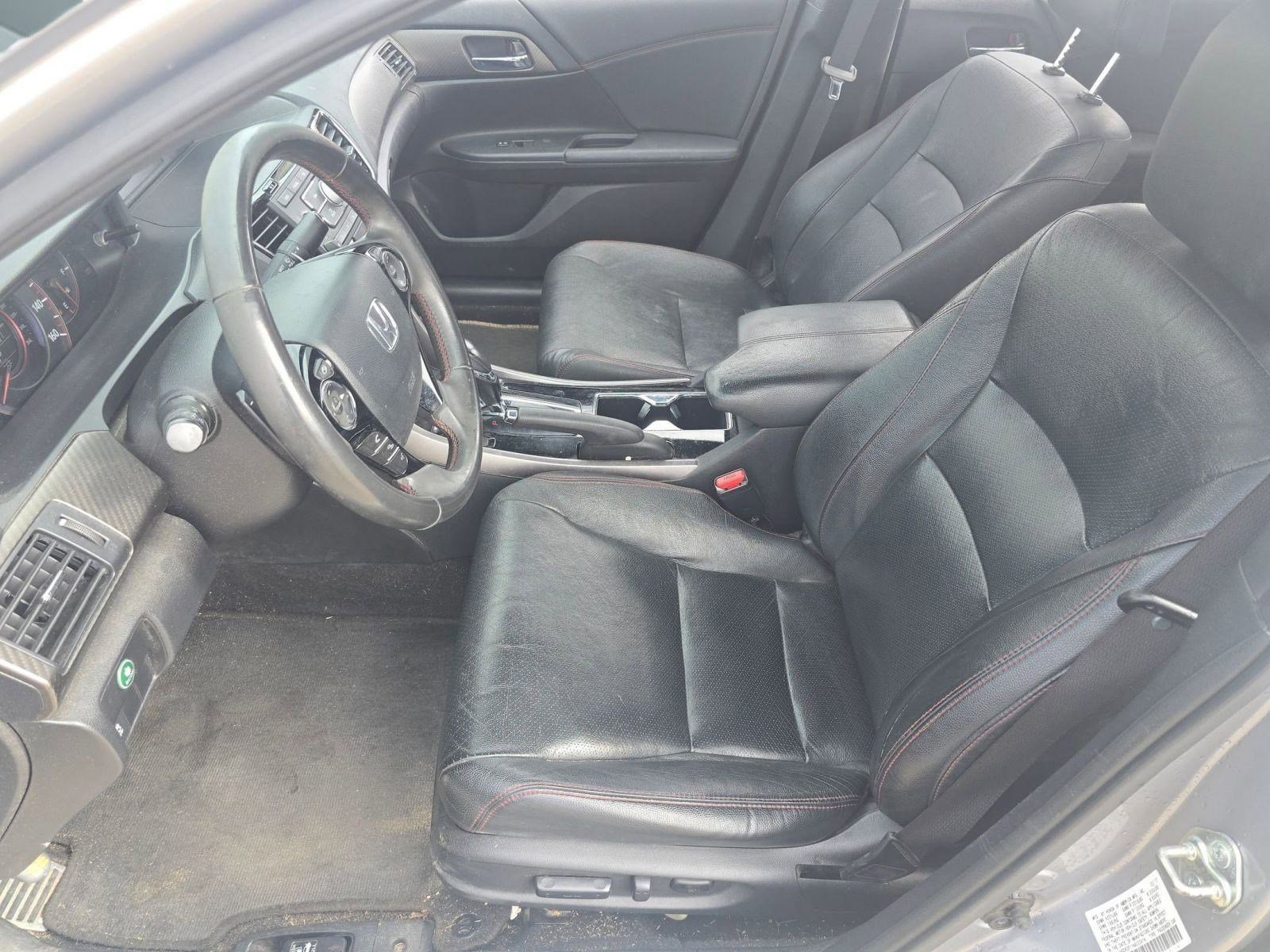 2017 Honda Accord Sport SE photo 4