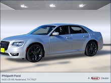 2023 Chrysler 300 Touring L Sedan 2023 Chrysler 300 Touring L Sedan