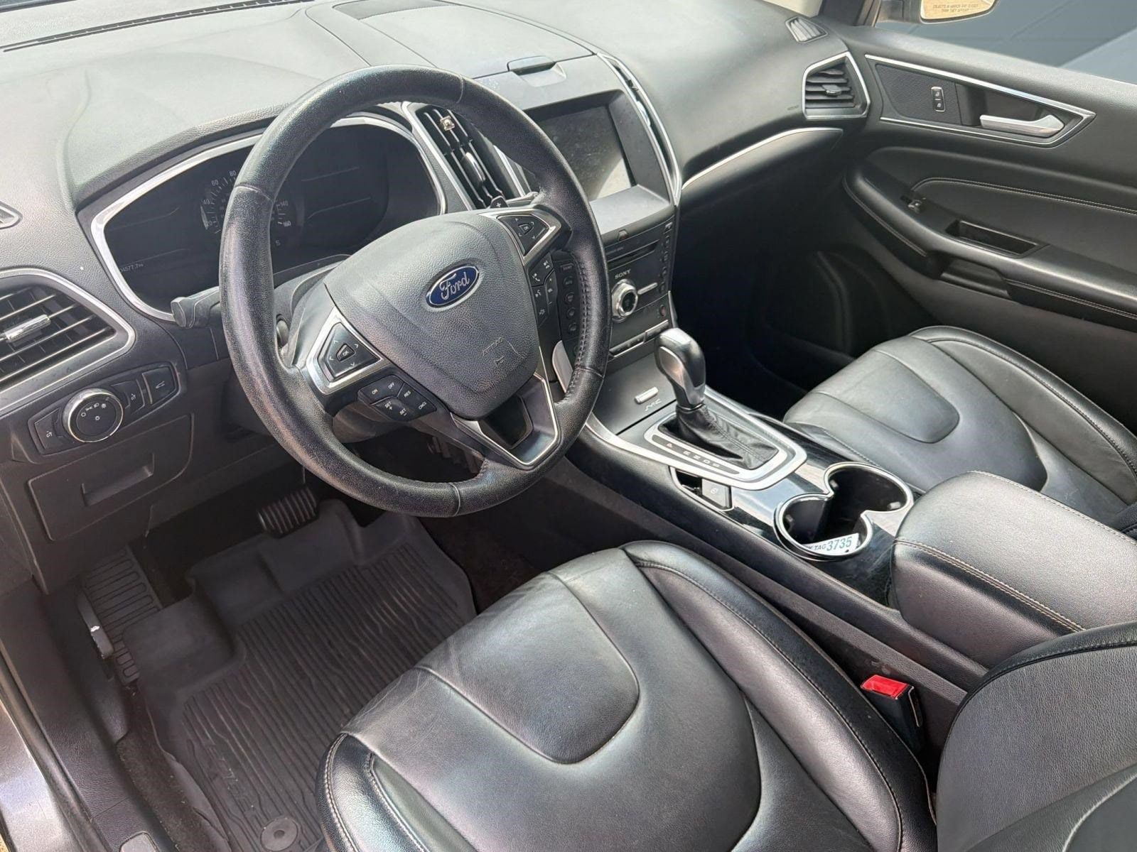 Edge Titanium SUV
