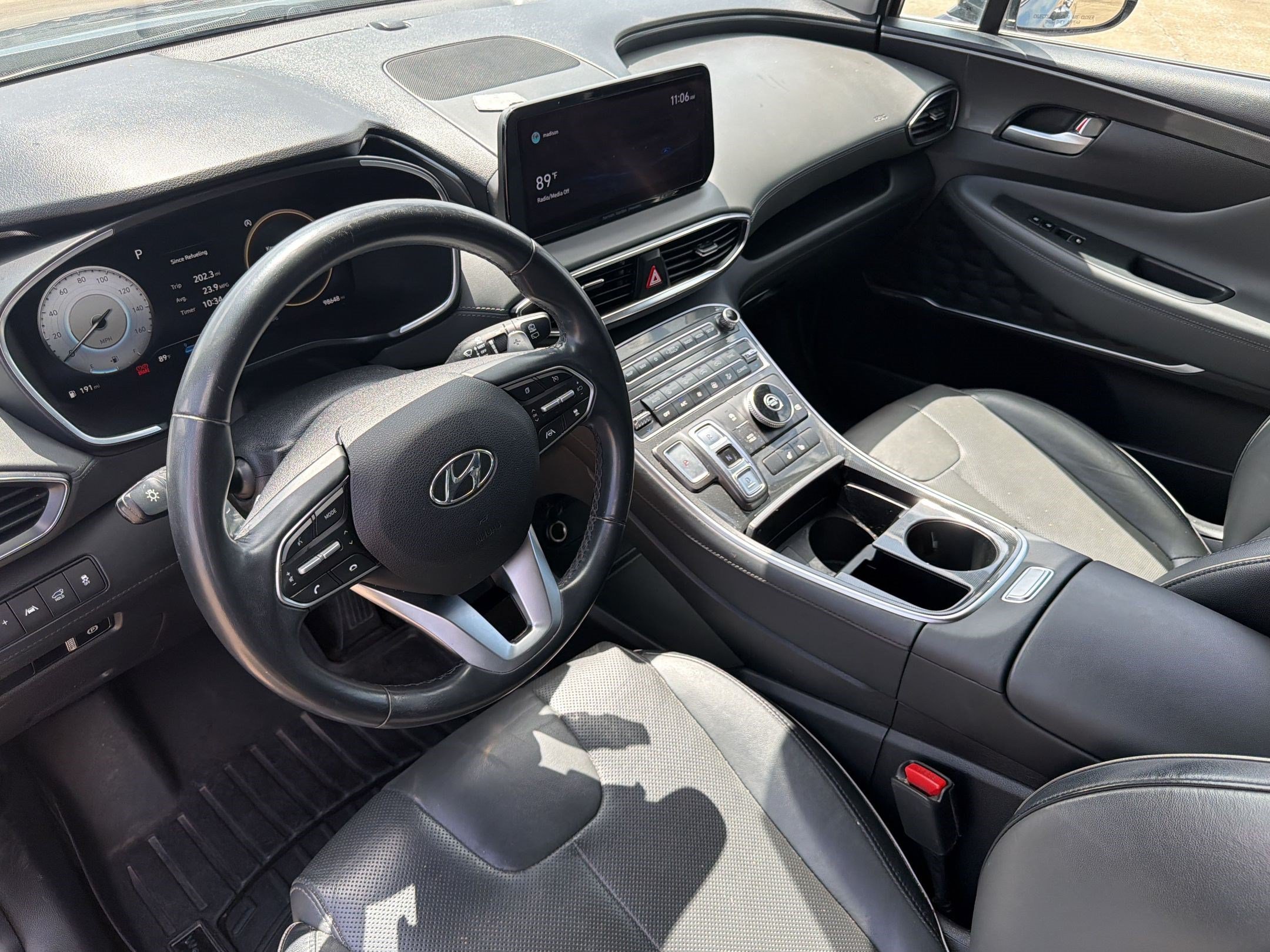 Santa Fe SEL SUV