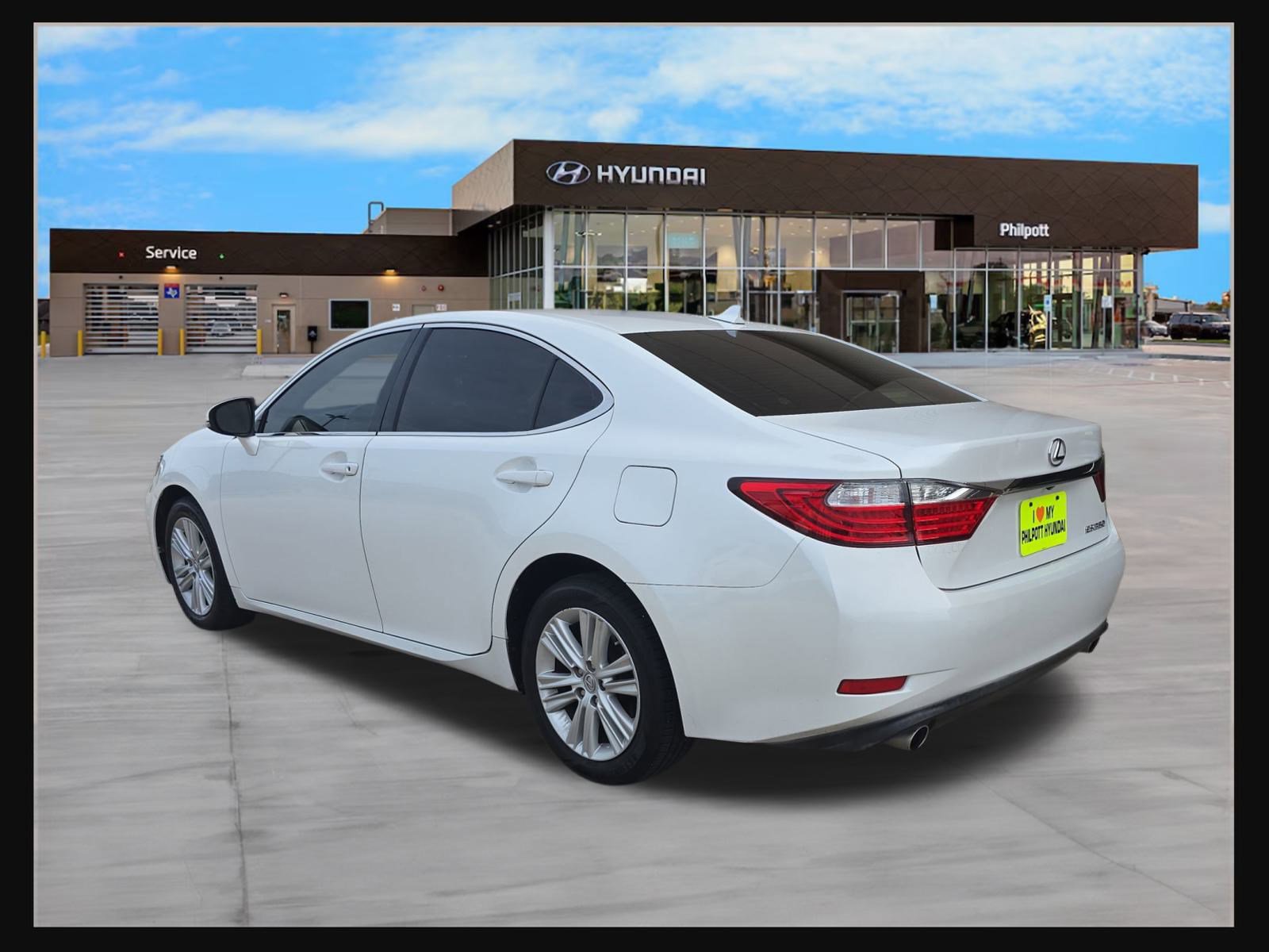 2013 Lexus ES 350 photo 3
