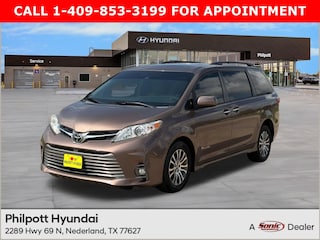 Used Used 2019 Toyota Sienna XLE 7 Passenger Auto Access Seat Van for sale in Nederland TX