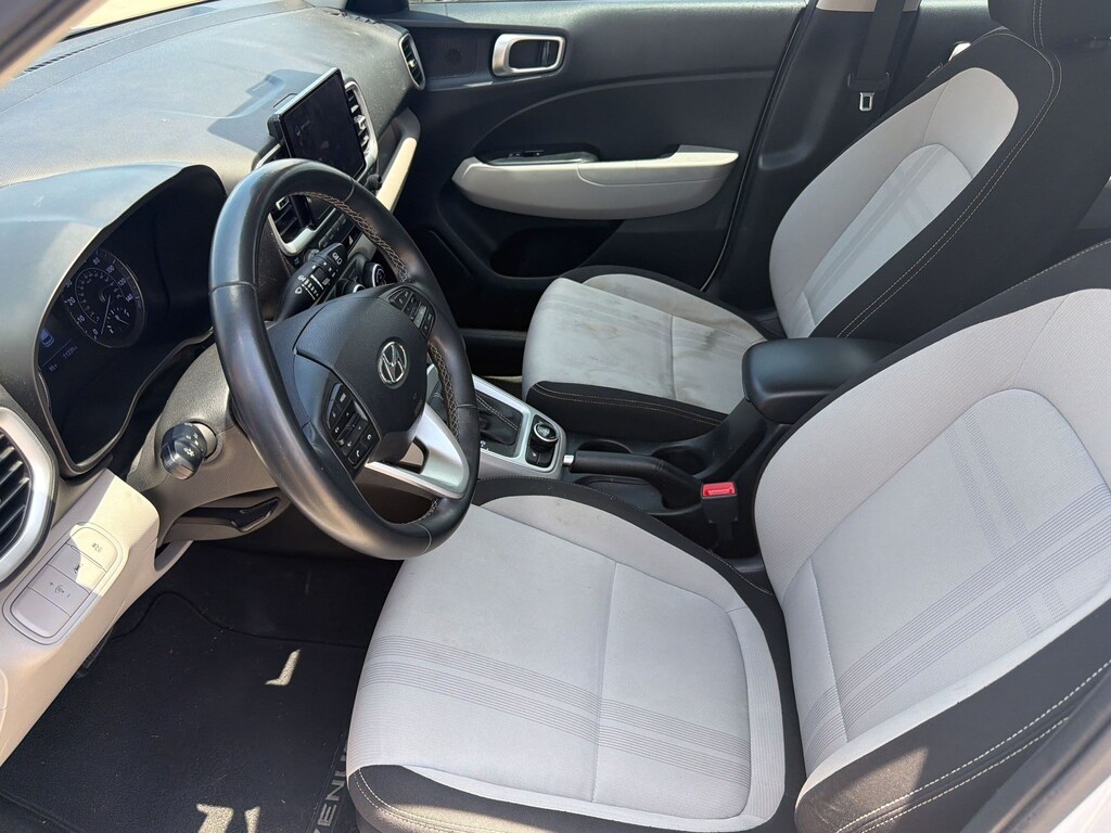 Used 2021 Hyundai Venue SEL w/ Premium Package SUV