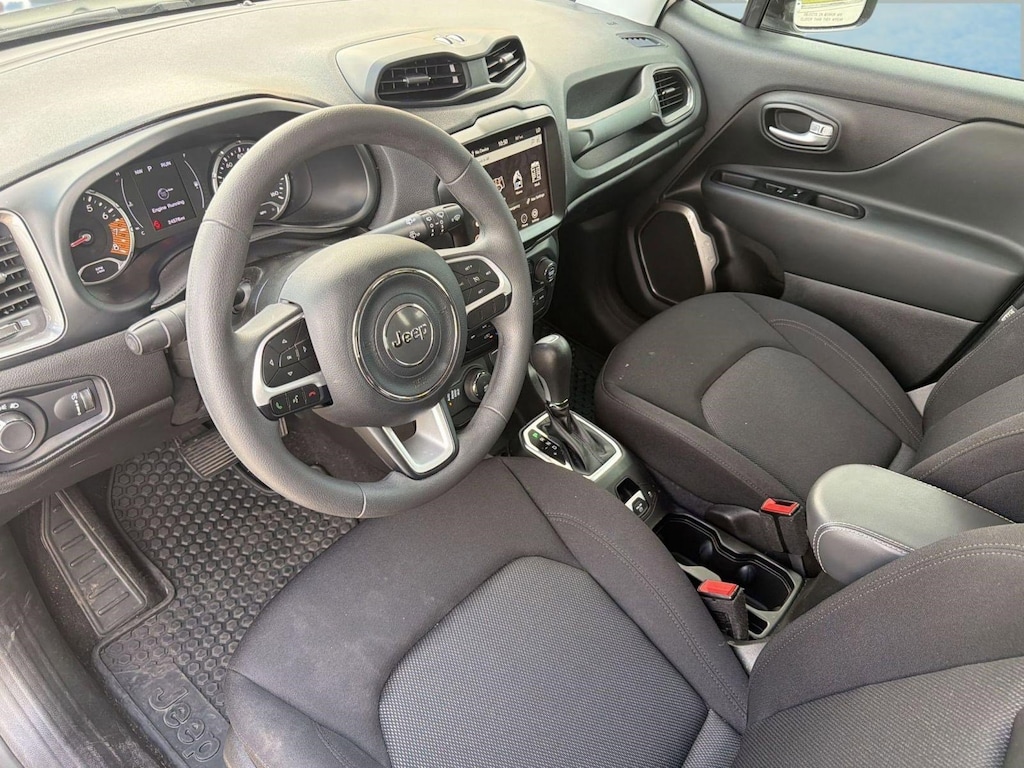 Used 2023 Jeep Renegade Latitude SUV