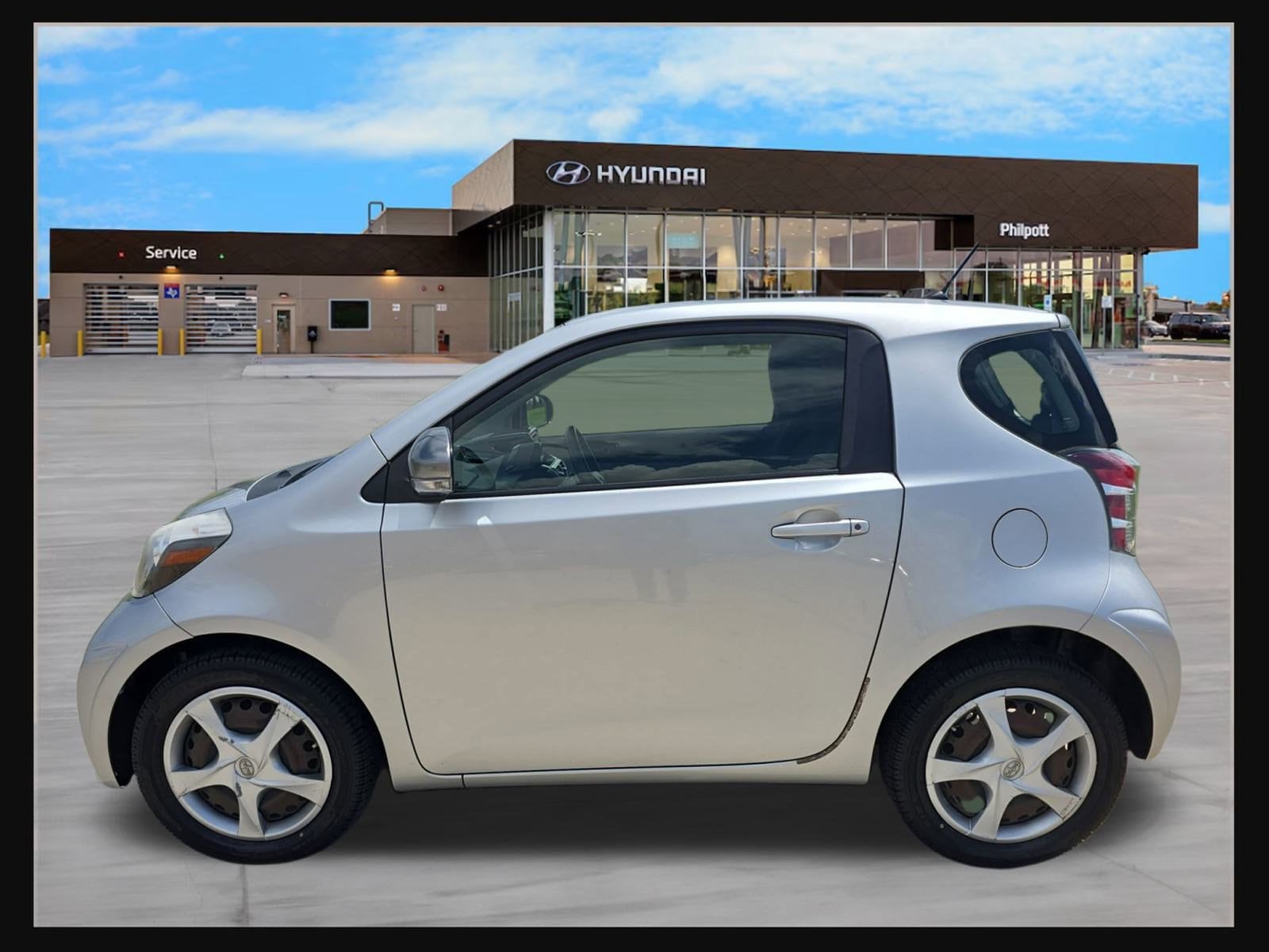 Used 2013 Scion iQ Base with VIN JTNJJXB09DJ022985 for sale in Nederland, TX