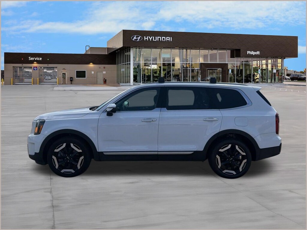 Used 2024 Kia Telluride S SUV