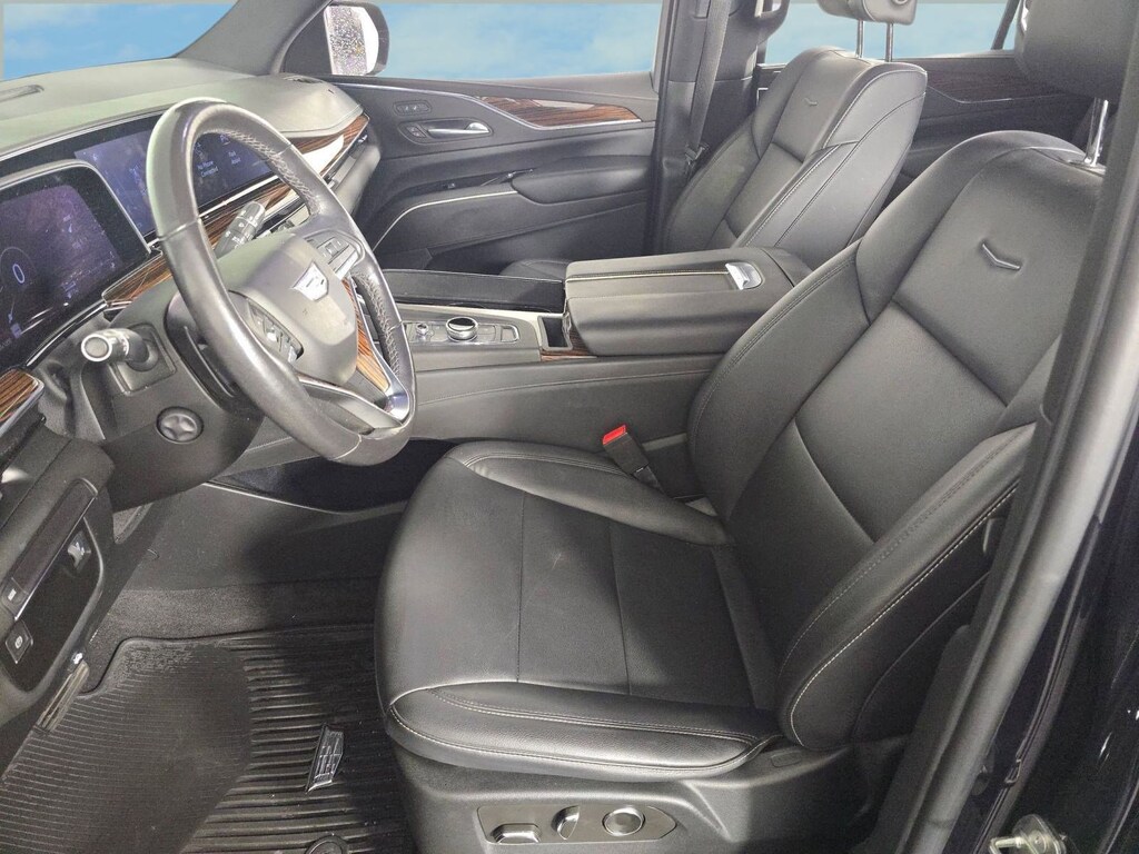 Used 2022 CADILLAC Escalade Luxury SUV