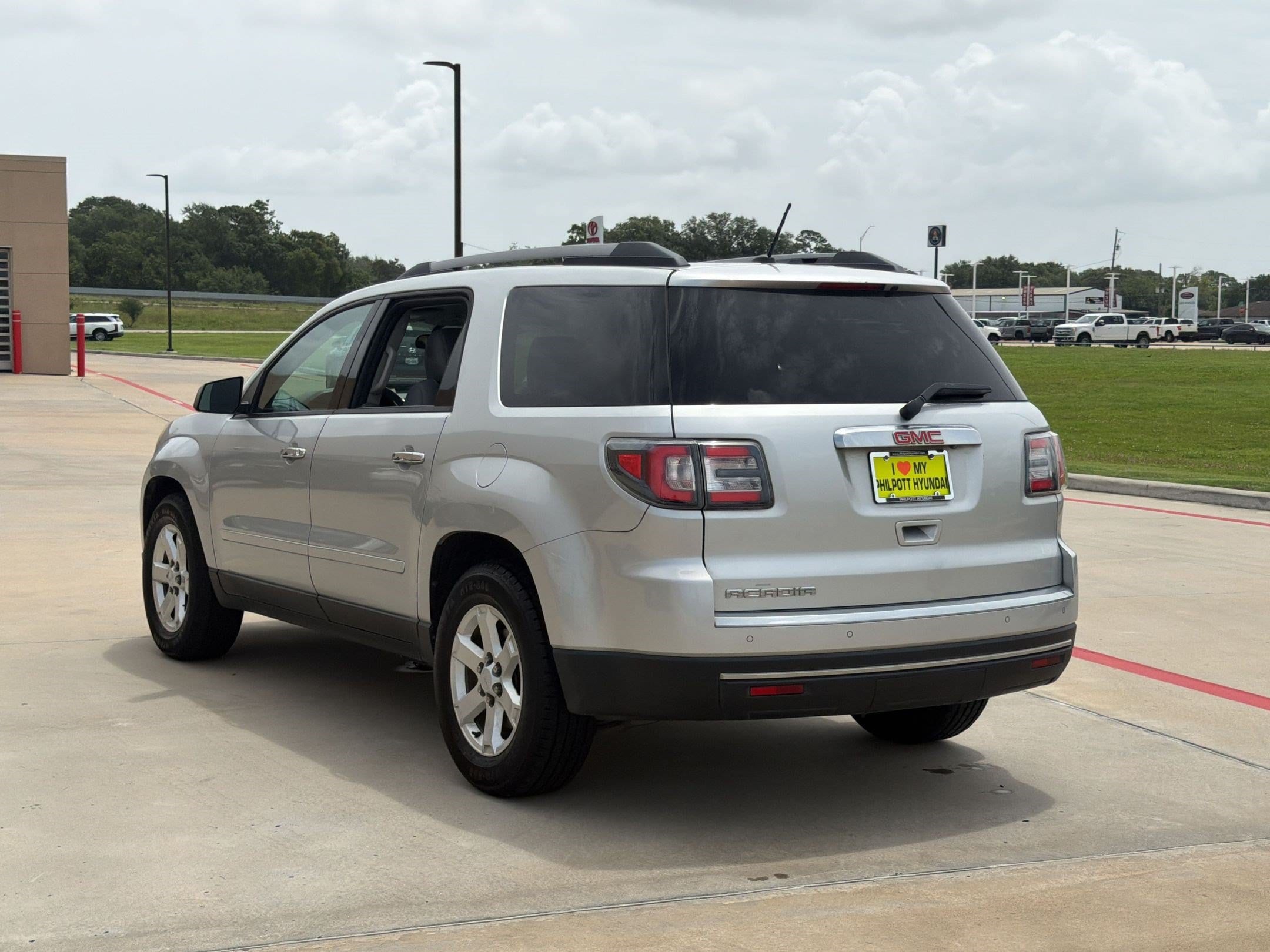 Acadia SLE-1 SUV