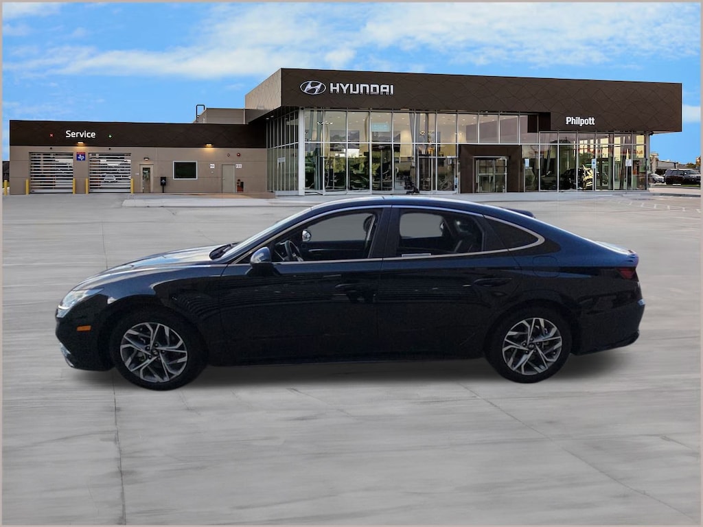 Used 2023 Hyundai Sonata SEL Sedan