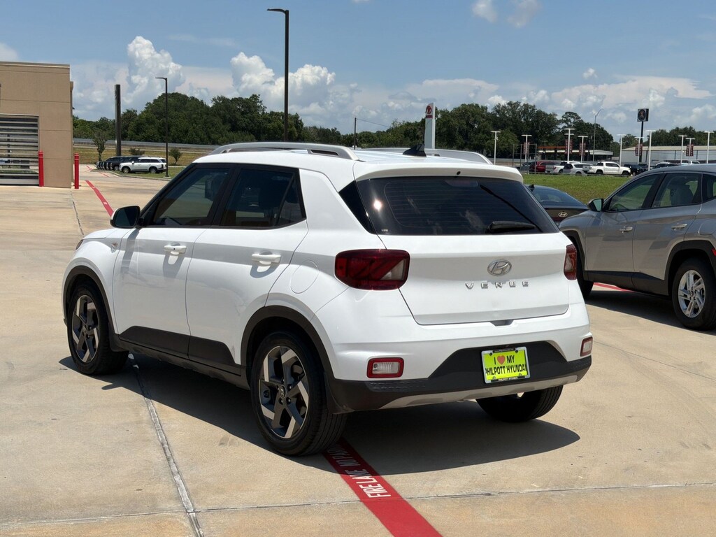 Used 2021 Hyundai Venue SEL w/ Premium Package SUV