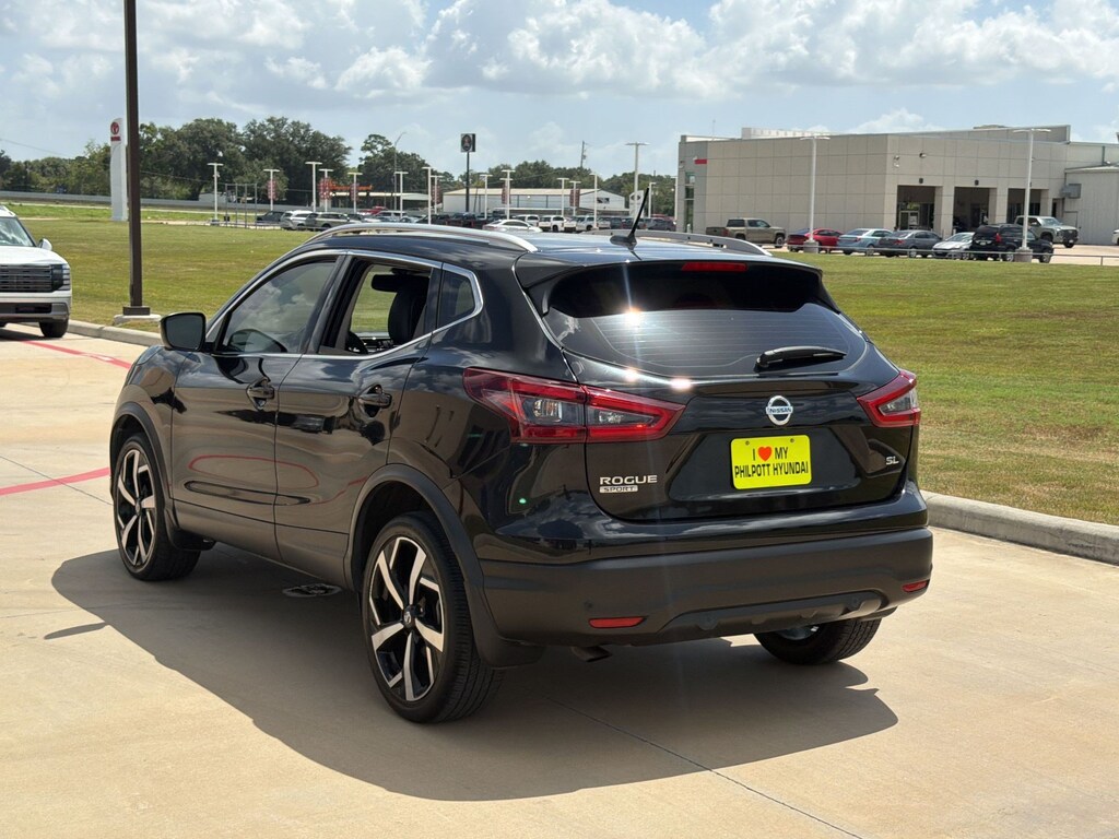 Used 2022 Nissan Rogue Sport SL SUV