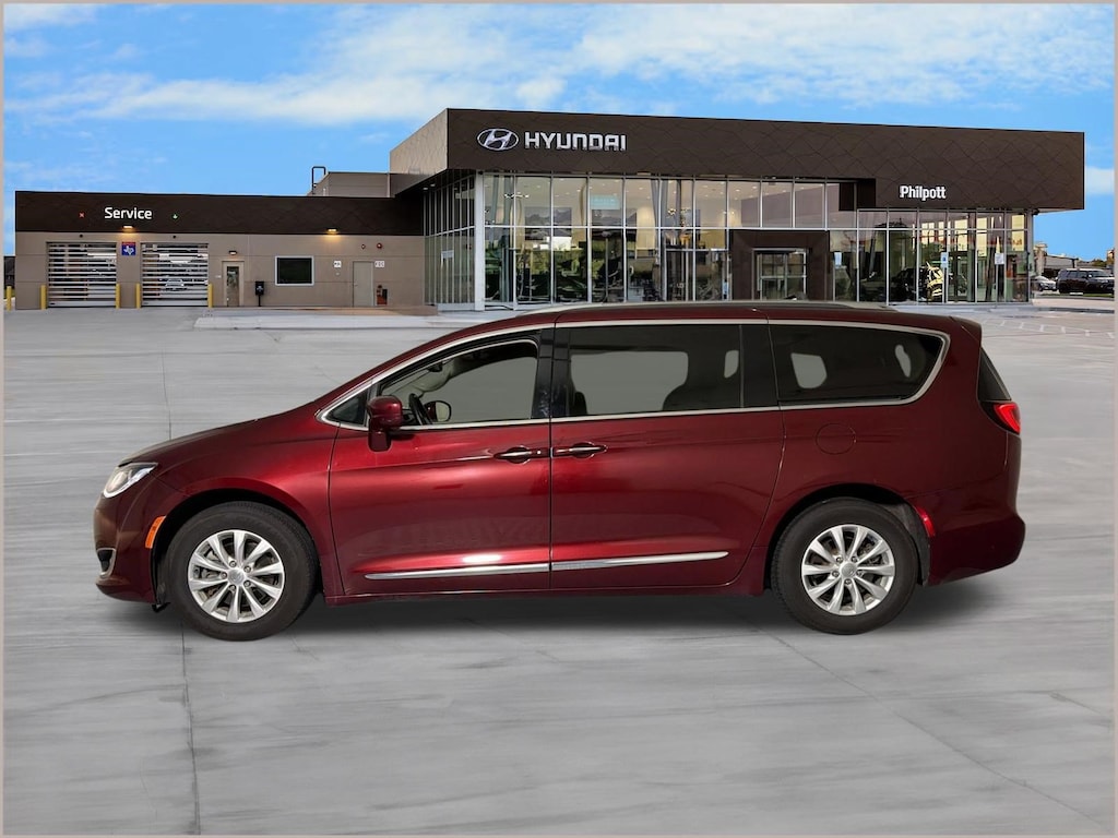 Used 2019 Chrysler Pacifica Touring L Van Passenger Van