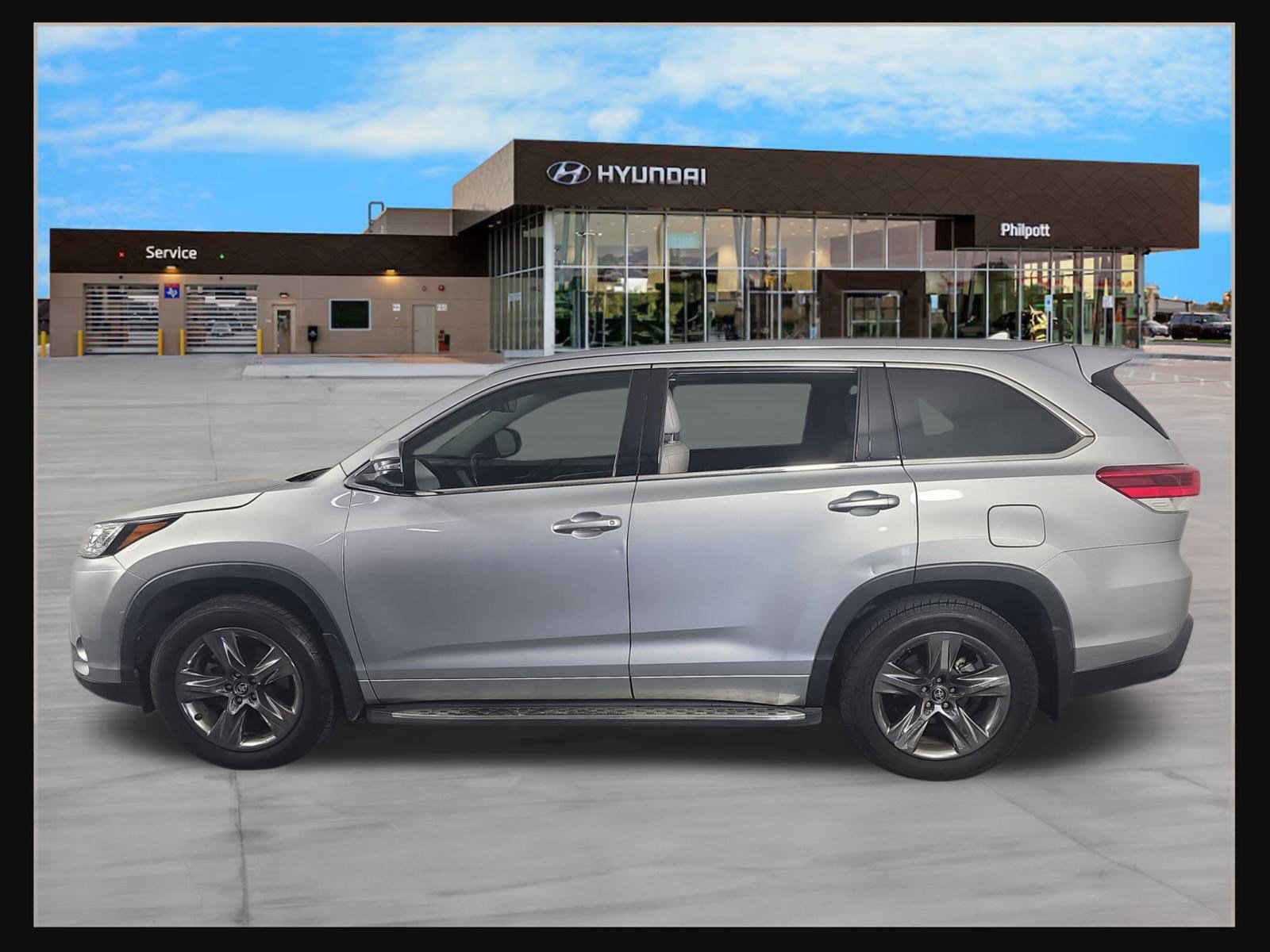 2019 Toyota Highlander Limited photo 2