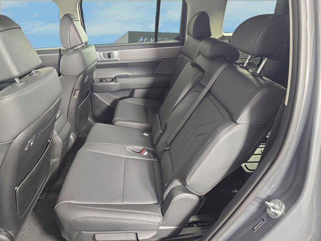2025 Hyundai Santa Fe SEL - Photo 12