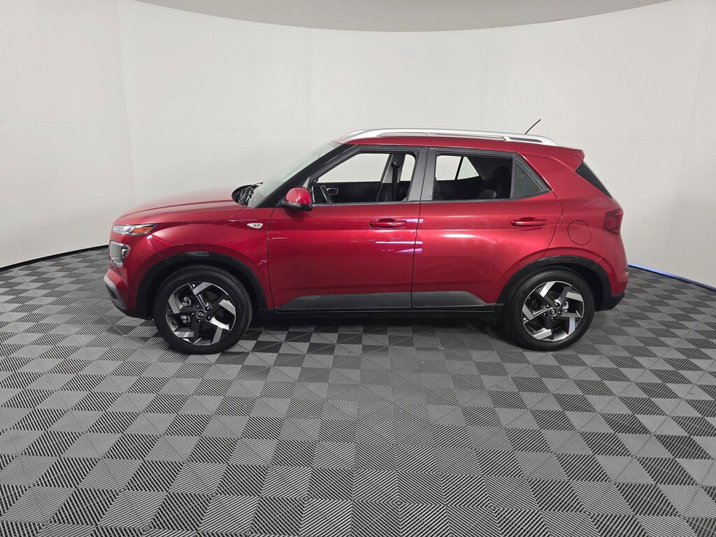 Used 2023 Hyundai Venue SEL SUV
