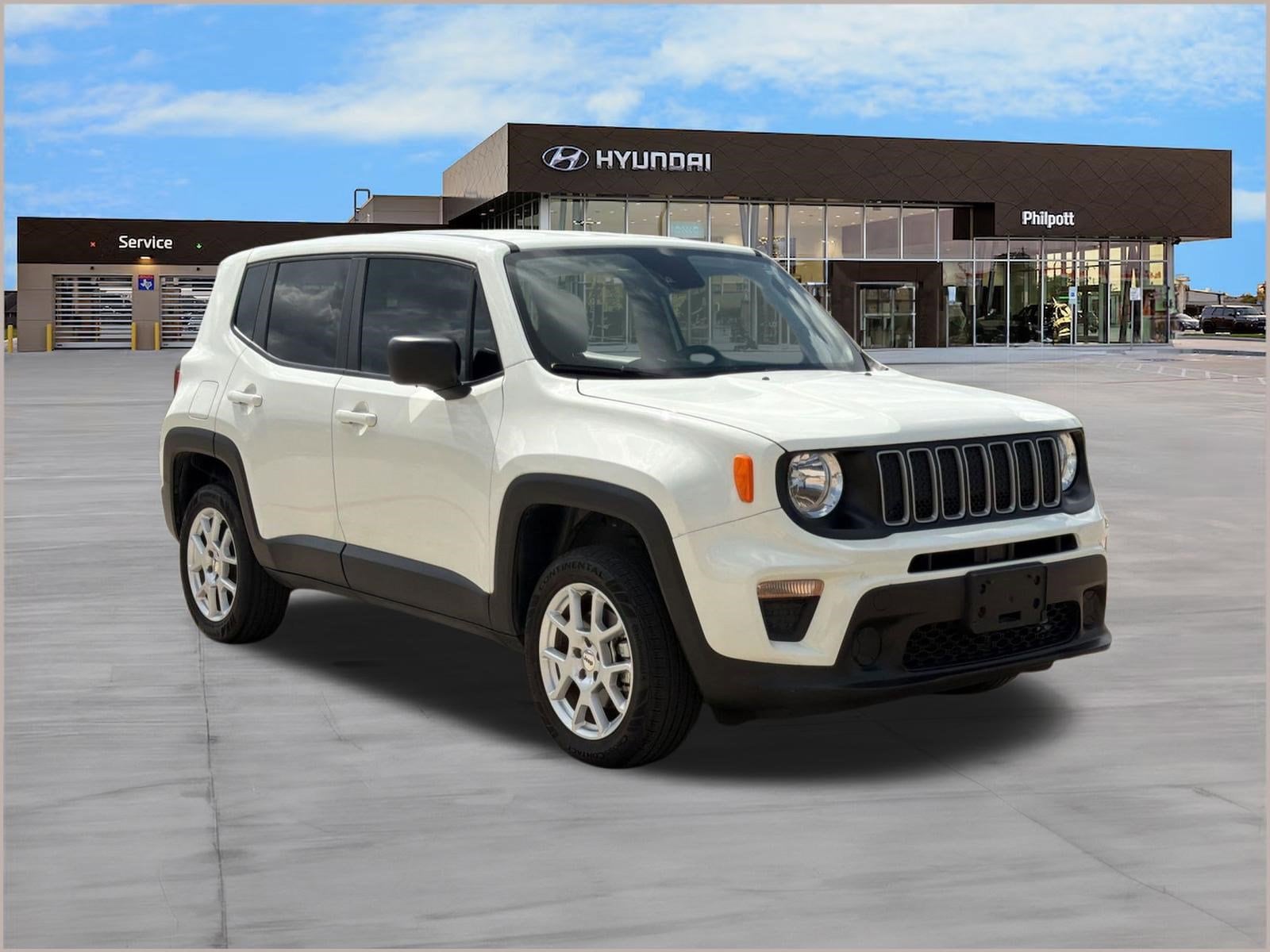 Renegade Latitude SUV