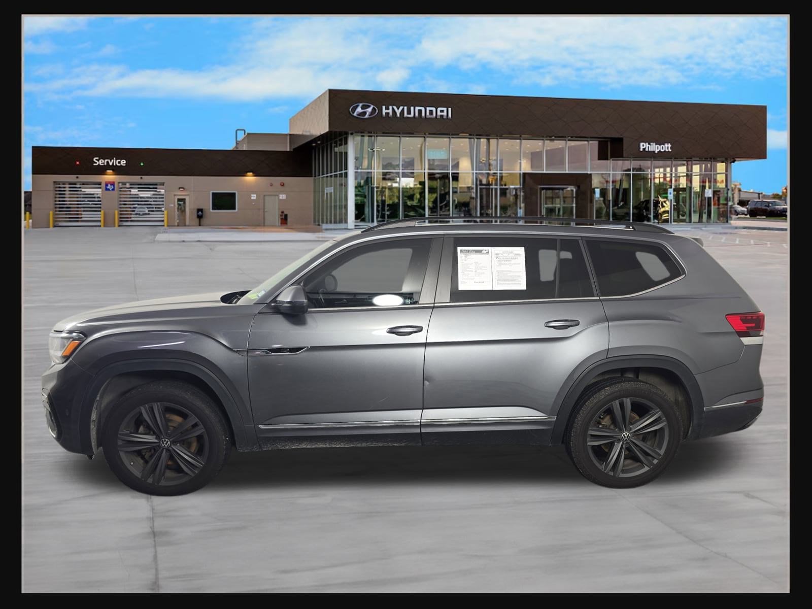 Used 2021 Volkswagen Atlas SE w/Tech R-Line with VIN 1V2PR2CA0MC533215 for sale in Nederland, TX