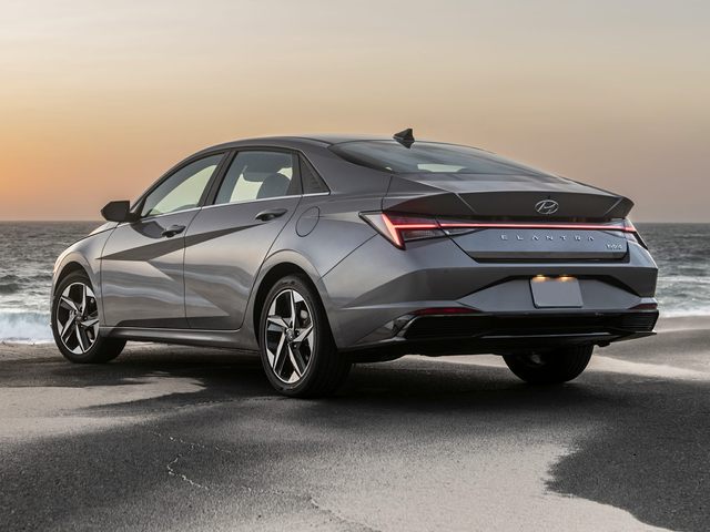 Hyundai Elantra Hybrid