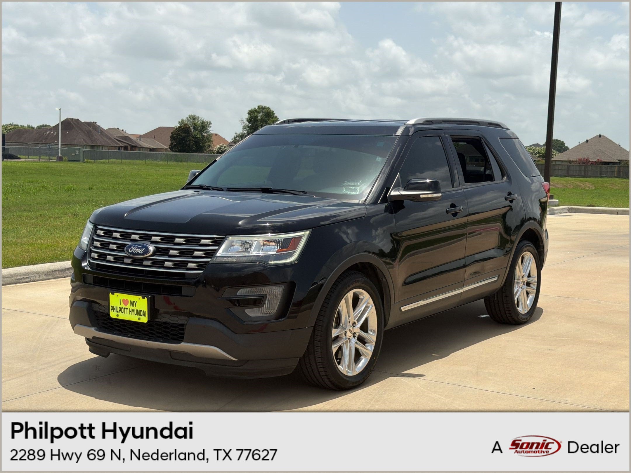 2017 Ford Explorer XLT FWD's photo
