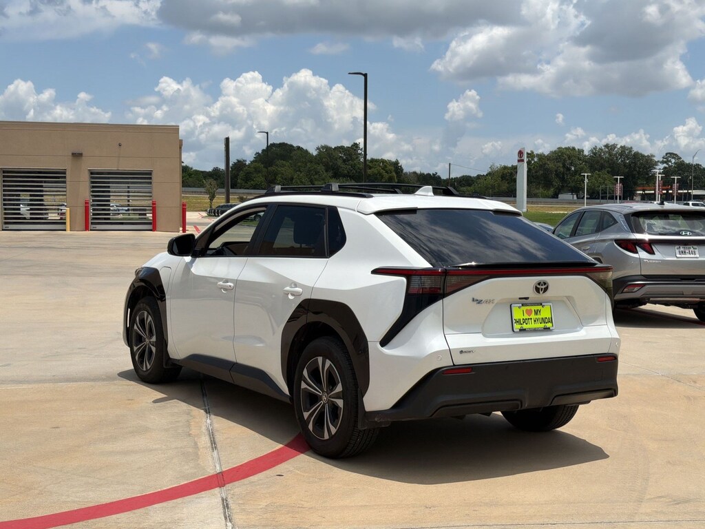 Used 2024 Toyota bZ4X XLE SUV