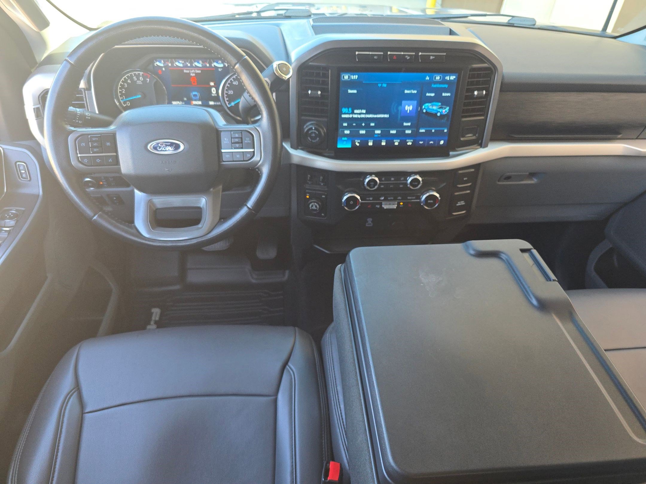 2022 Ford F-150 XLT photo 3